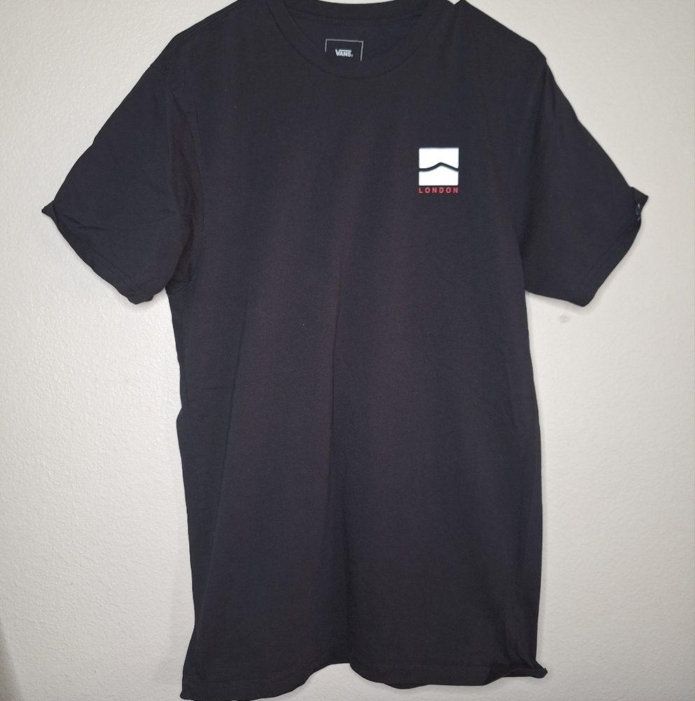 Vans London Custom Fit Tshirt Size Large